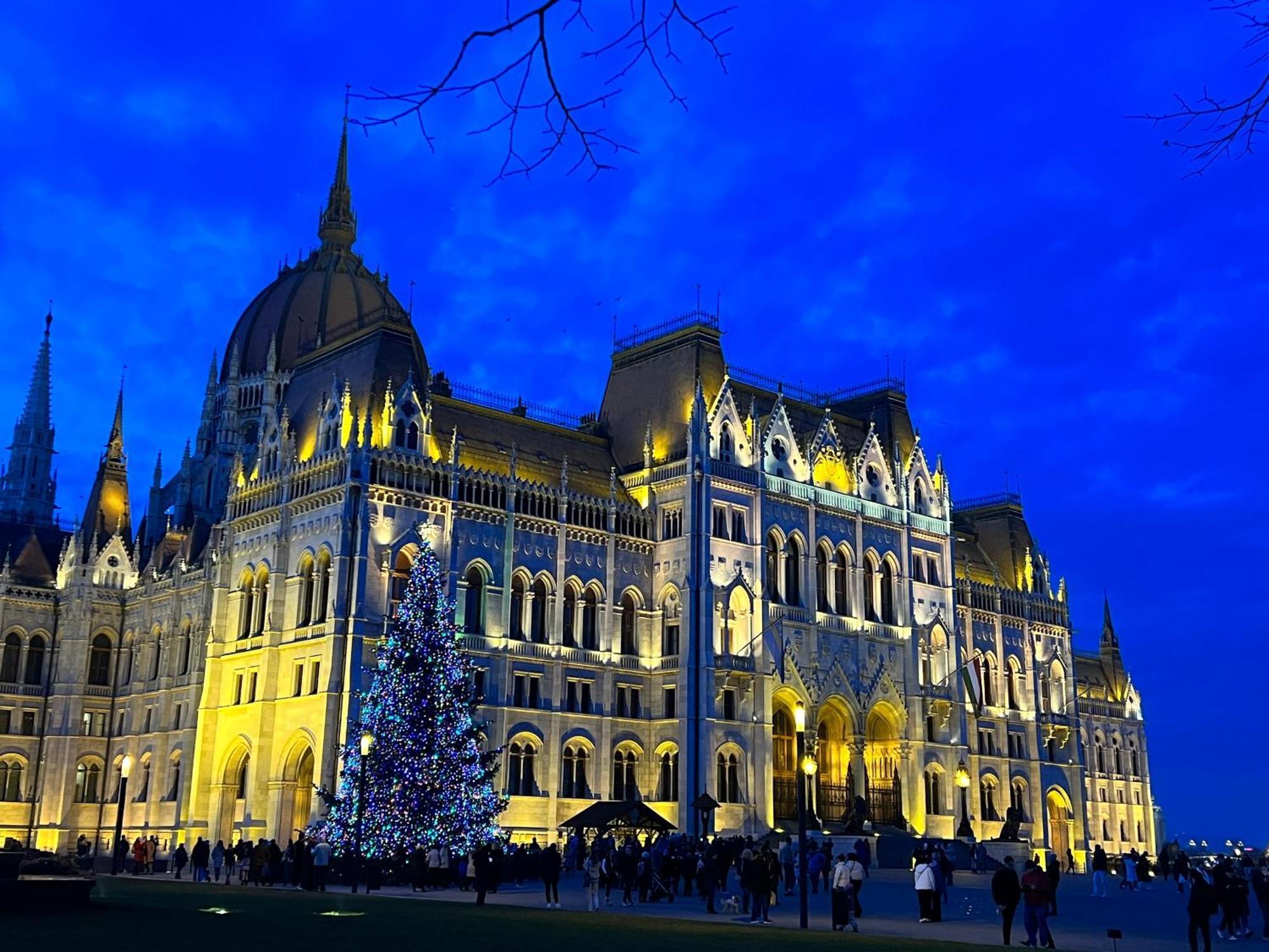 Acacia Aparhotel-Near New York Cafe Budapest Exterior photo